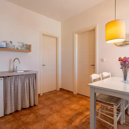 Aeolos 4* Куфонисия