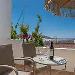Aeolos 4*