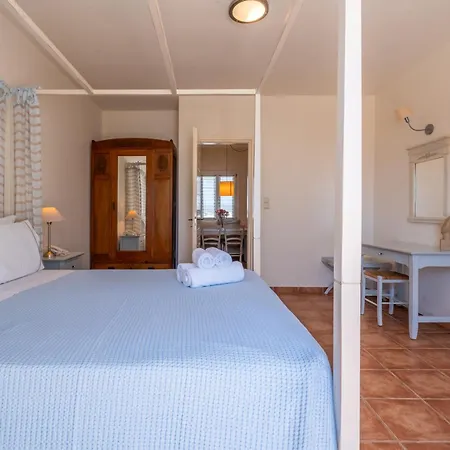 Aeolos Hotel