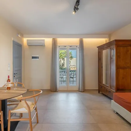 Aeolos Hotel